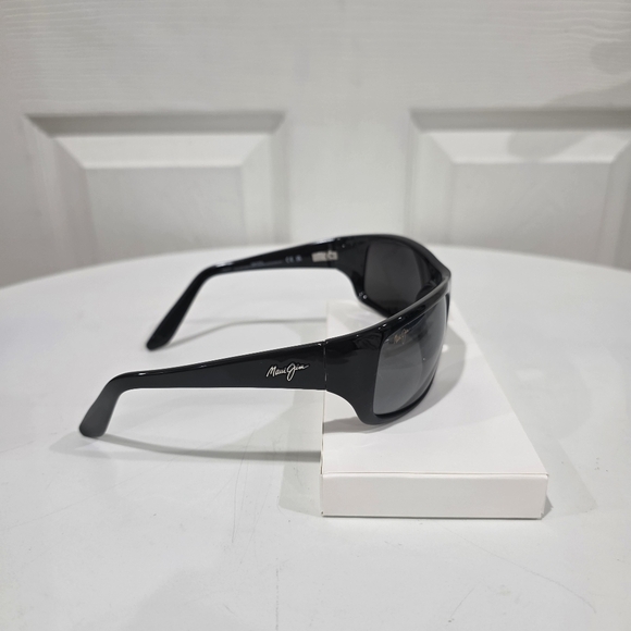 Maui Jim Peahi Neutral Grey Wrap Unisex Sunglasses main image 7